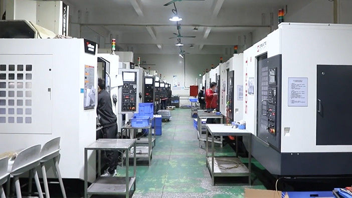 Huizhou City Yuan Wenyu Precision Parts Co., Ltd. linha de produção da fábrica